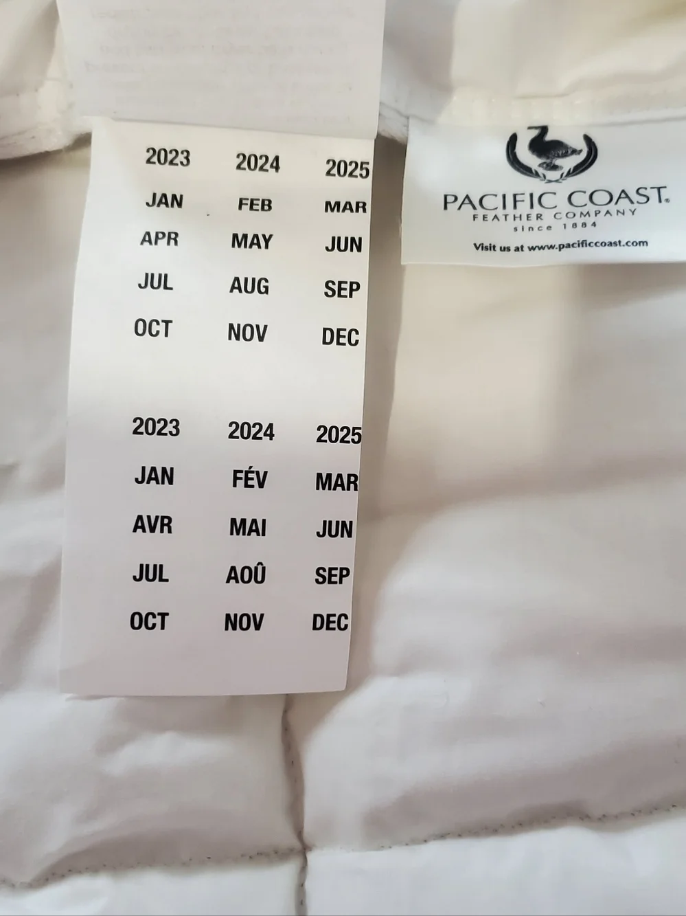 NEW Pacific Coast Feather Company King Down Comforter/Duvet Hotel-Style Bedding.